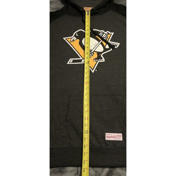 XL Mitchell & Ness Pittsburgh Penguins Distressed Logo Hoodie Men's - Picture 5 of 6